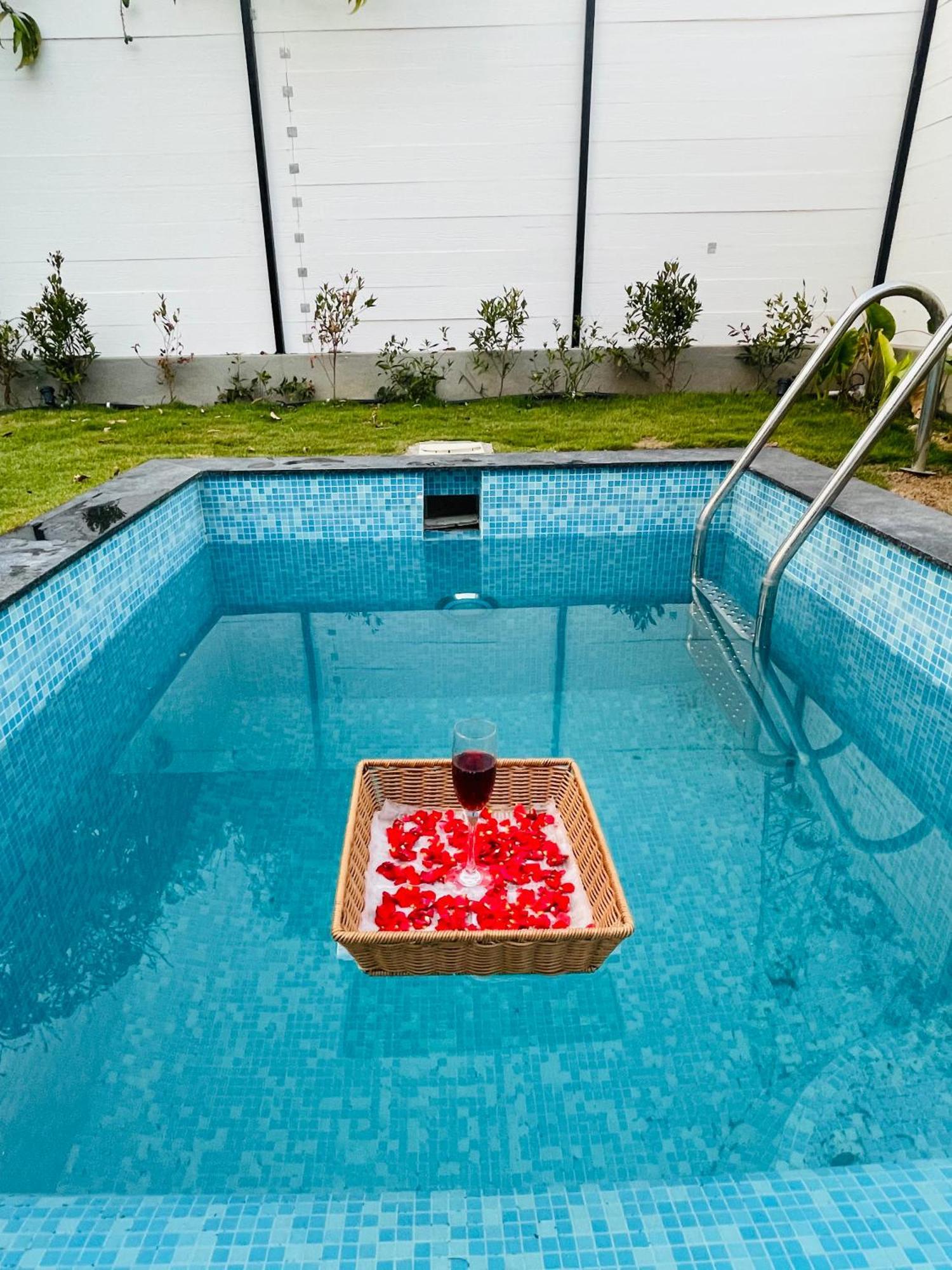 Aura Farms - Private Pool Cottages Ramanagara Ngoại thất bức ảnh